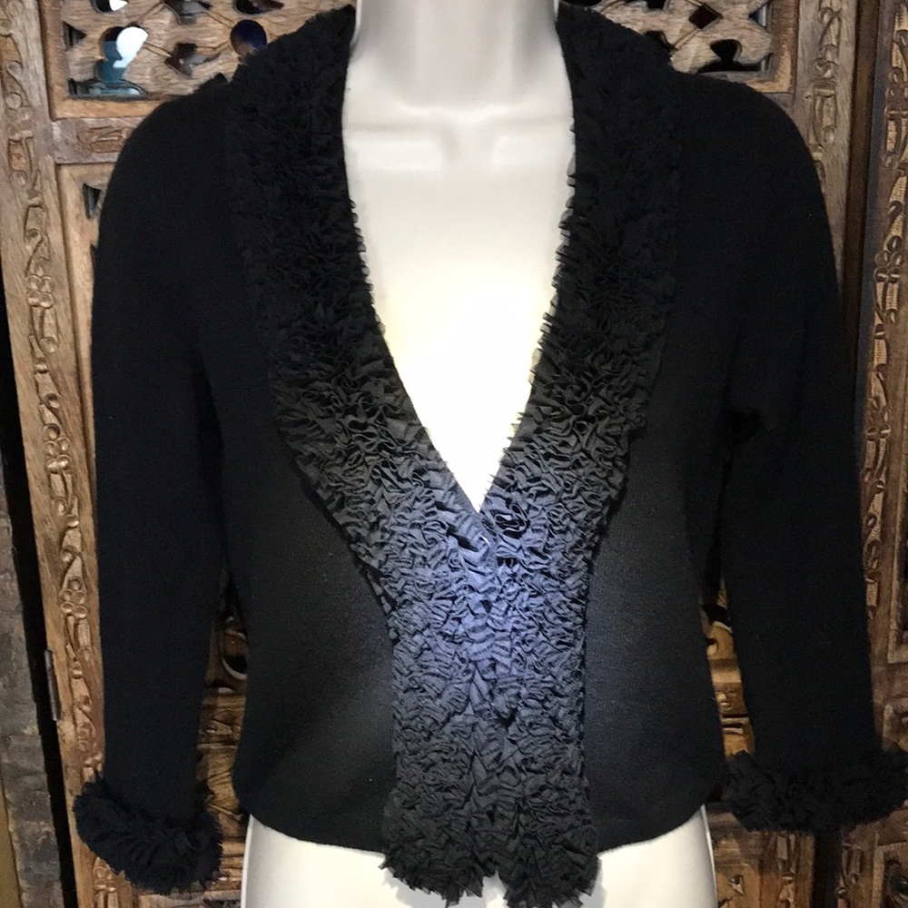 robbi & nikki knitted top w/ruffle Sz XS black
